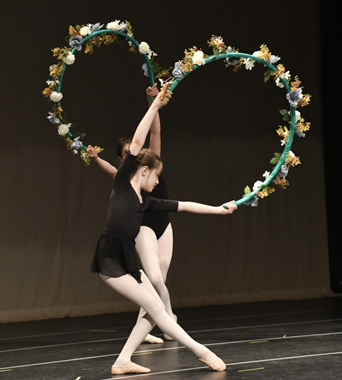 teen ballet students
